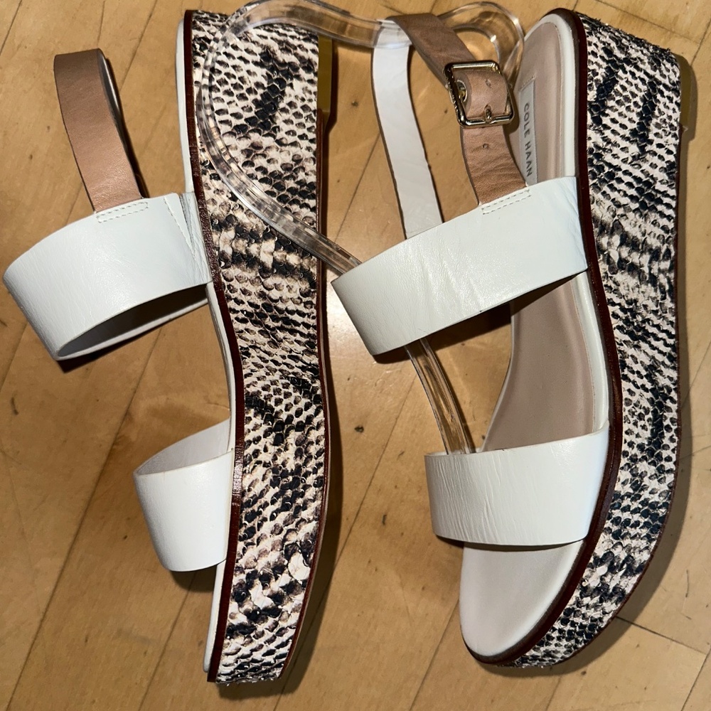Cole Haan Camdon White/brown reptile platform sandal, 7.5, CB2467 - Picture 4 of 7